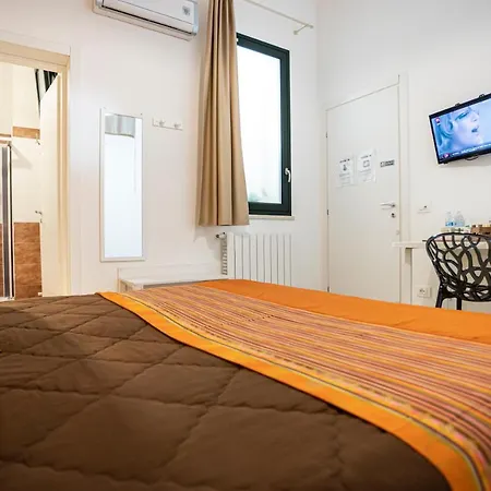 Trapani Home 게스트하우스 4*