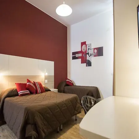 Trapani Home 게스트하우스 4*