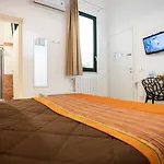 Trapani Home Penzion 4*