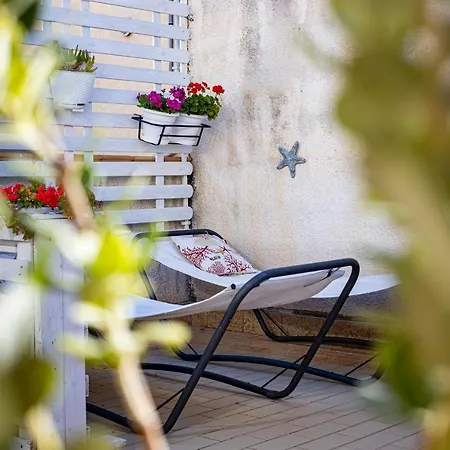 Trapani Home Pensionat 4*