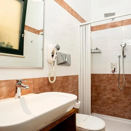 Trapani Home Πανσιόν 4*