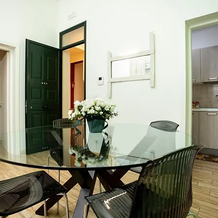 Trapani Home Πανσιόν